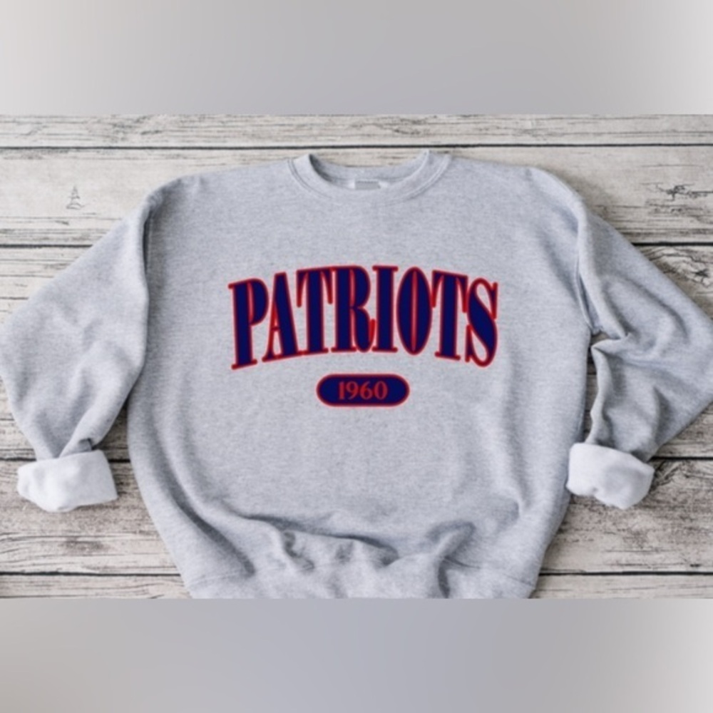 Patriots Offset Crewneck
